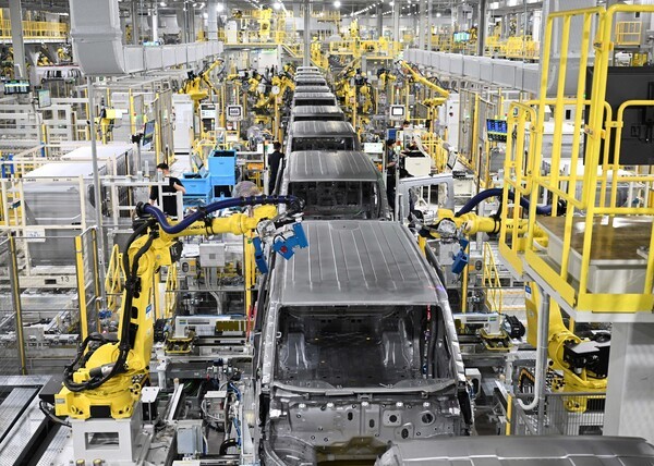 화성 EVO Plant East에서 생산 중인 PV5. /사진=기아