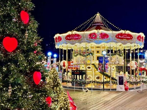 롯데타운 크리스마스 마켓 '회전목마'