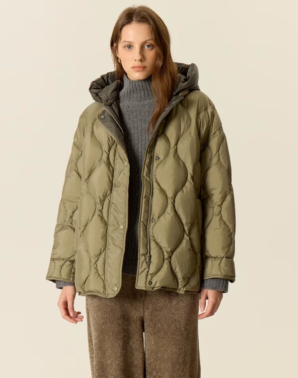 LF 아떼 바네사브루노 25FW 숏패딩 화보./사진=LF